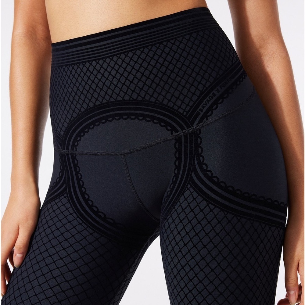 NWT SAVAGE X FENTY SPECIAL FX HIGH-WAIST GARTER LEGGING M and XL Black - Picture 5 of 12